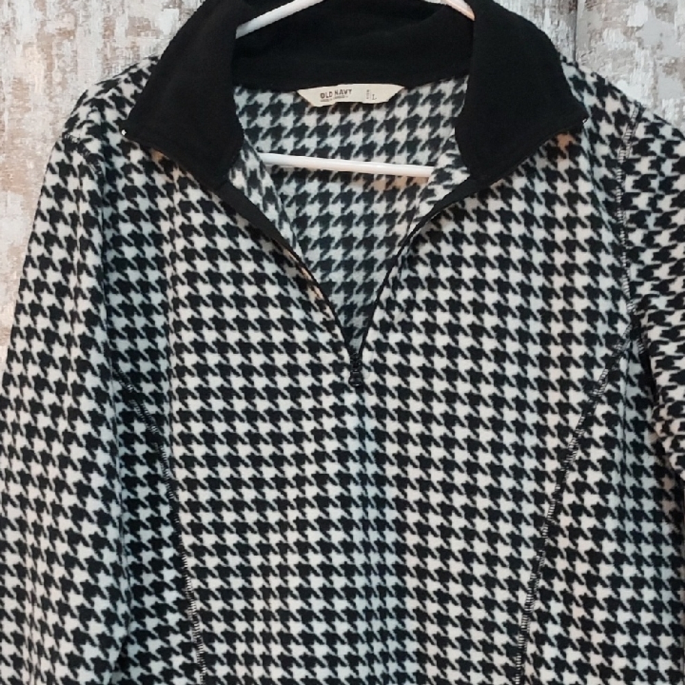 Old Navy Black and White Houndstooth Coat